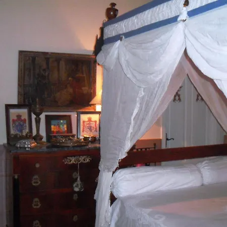 Palazzo Lupis Calabria Italia